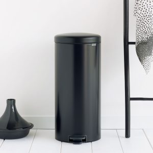 לויזון מרקט,פח פדל 30 ליטר שחור מט Brabantia - NewIcon,