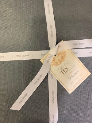 לויזון מרקט,מפת שולחן דגם פרובנס פוליאסטר במראה דמוי פשתן מרנג'ו SILVERTEX,
