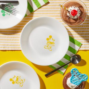 לויזון מרקט,צלחות Mickey, מארז 8 צלחות עוגה,