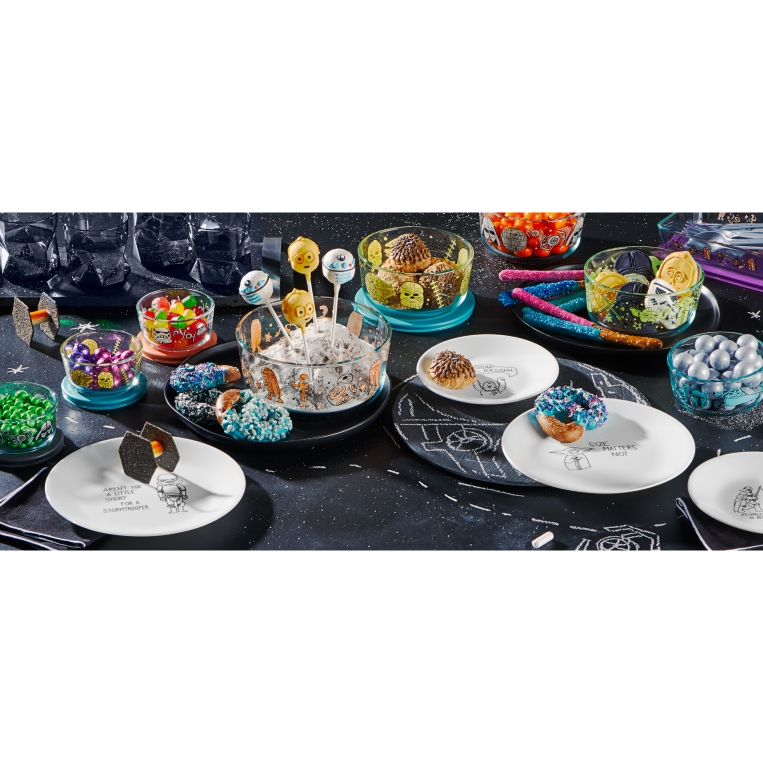 לויזון מרקט,צלחות Star Wars, מארז 8 צלחות מנה ראשונה, לויזון מרקט,צלחות Star Wars, מארז 8 צלחות מנה ראשונה,