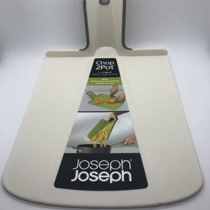 לויזון מרקט,קרש חיתוך CHOP2POT בינוני לבן JOSEPH JOSEPH ג'וזף ג'וזף,