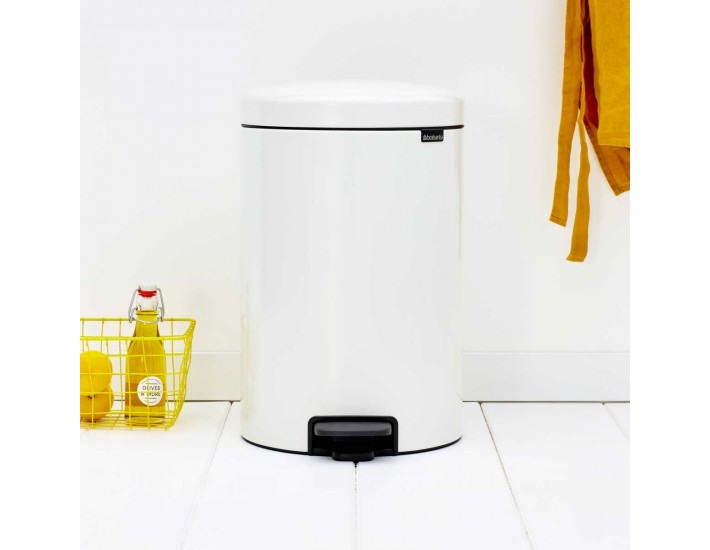 לויזון מרקט,פח פדל 20 ליטר לבן Brabantia - NewIcon, לויזון מרקט,פח פדל 20 ליטר לבן Brabantia - NewIcon,