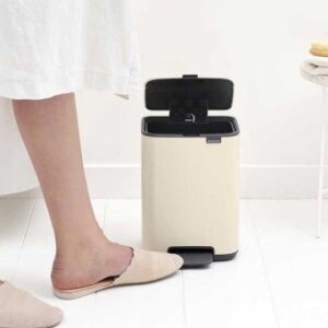 לויזון מרקט,פח לשירותים BO פדל 4 ליטר, בז' עדין Brabantia, לויזון מרקט,פח לשירותים BO פדל 4 ליטר, בז' עדין Brabantia,